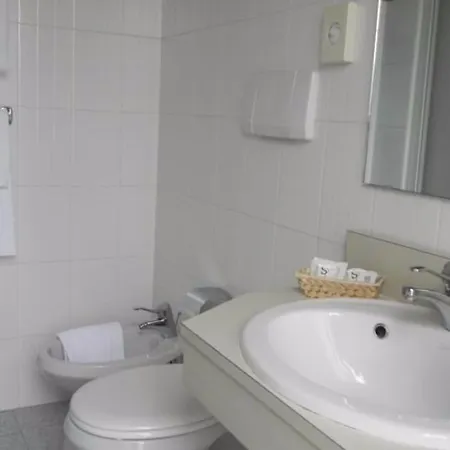 Hotel Italie Et Suisse Stresa