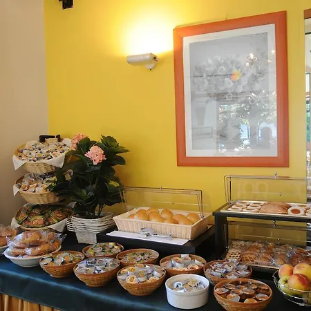 意大利埃特士维赛酒店 斯特雷萨