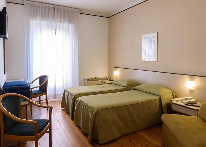 意大利埃特士维赛酒店 3*