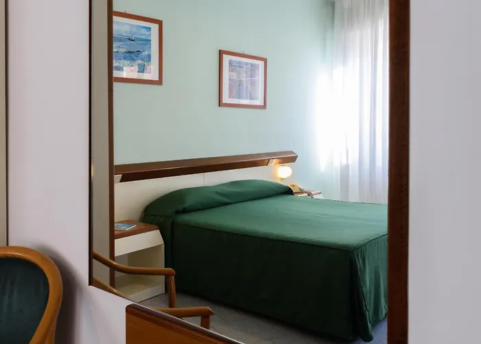 意大利埃特士维赛酒店 酒店 斯特雷萨