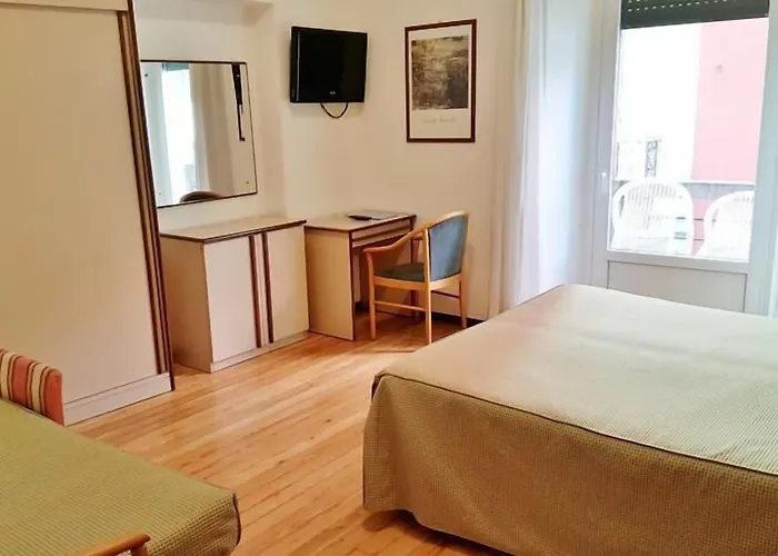 意大利埃特士维赛酒店 3*