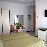 Hotel Italie Et Suisse
